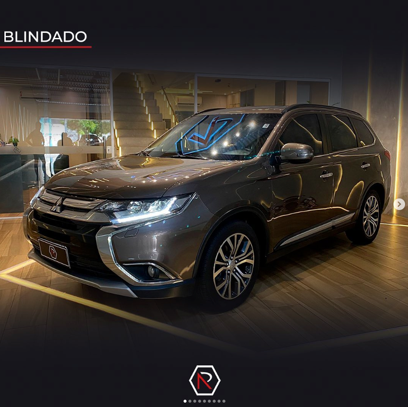 Mitsubishi Outlander 2.0 - Vendido